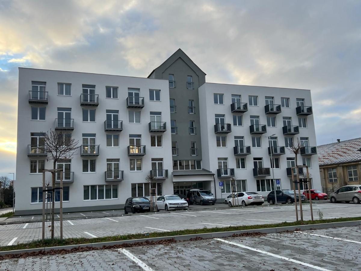 Apartman Liptov Np9 Liptovský Mikuláš Eksteriør billede